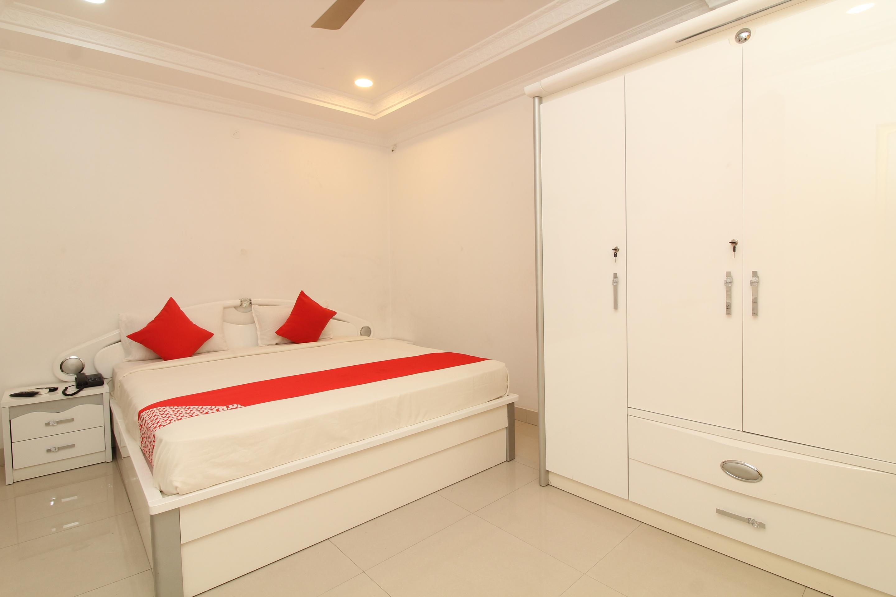 Oyo 37499 Saba Service Apartments Hyderabad Exteriör bild