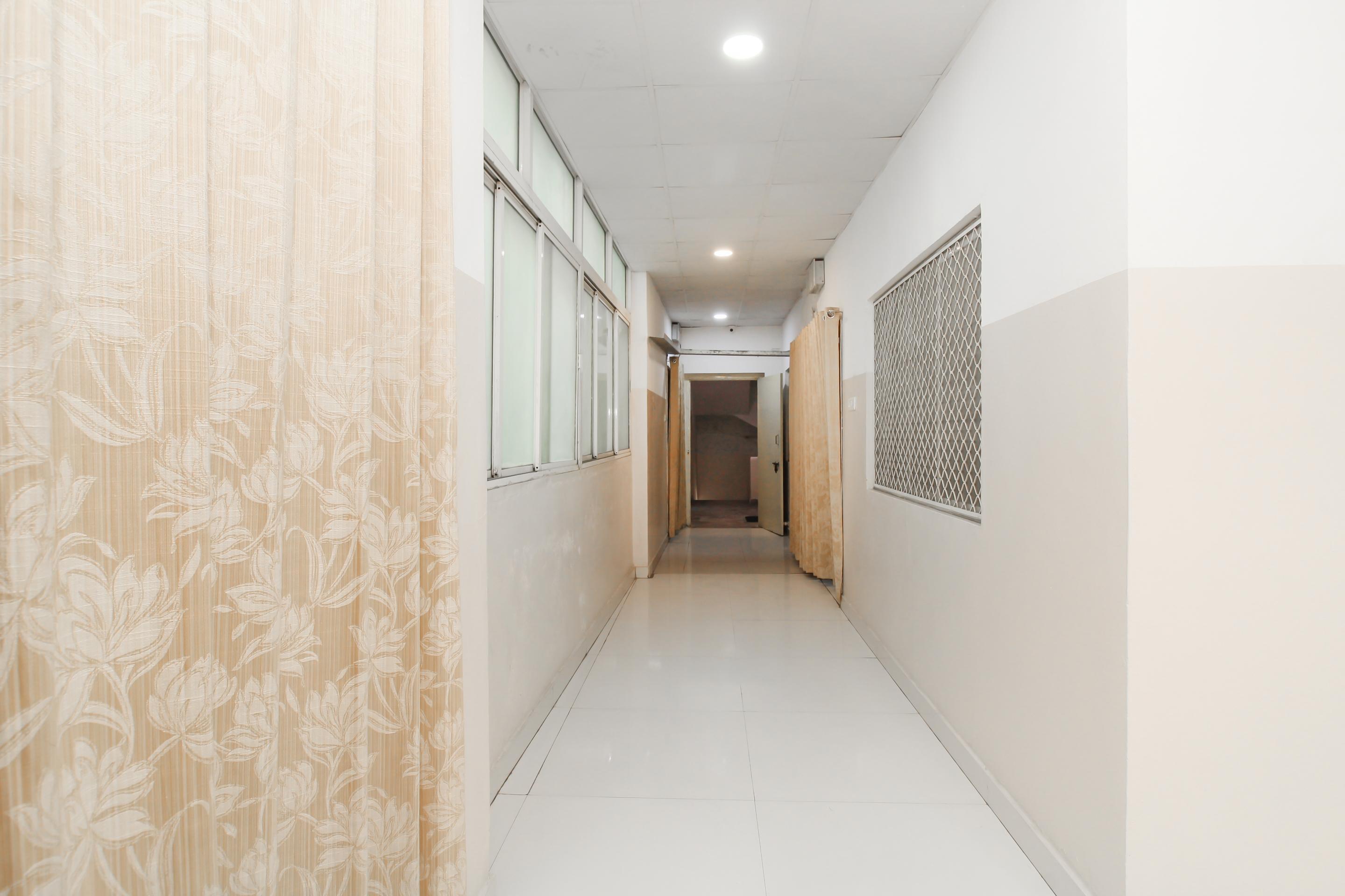 Oyo 37499 Saba Service Apartments Hyderabad Exteriör bild