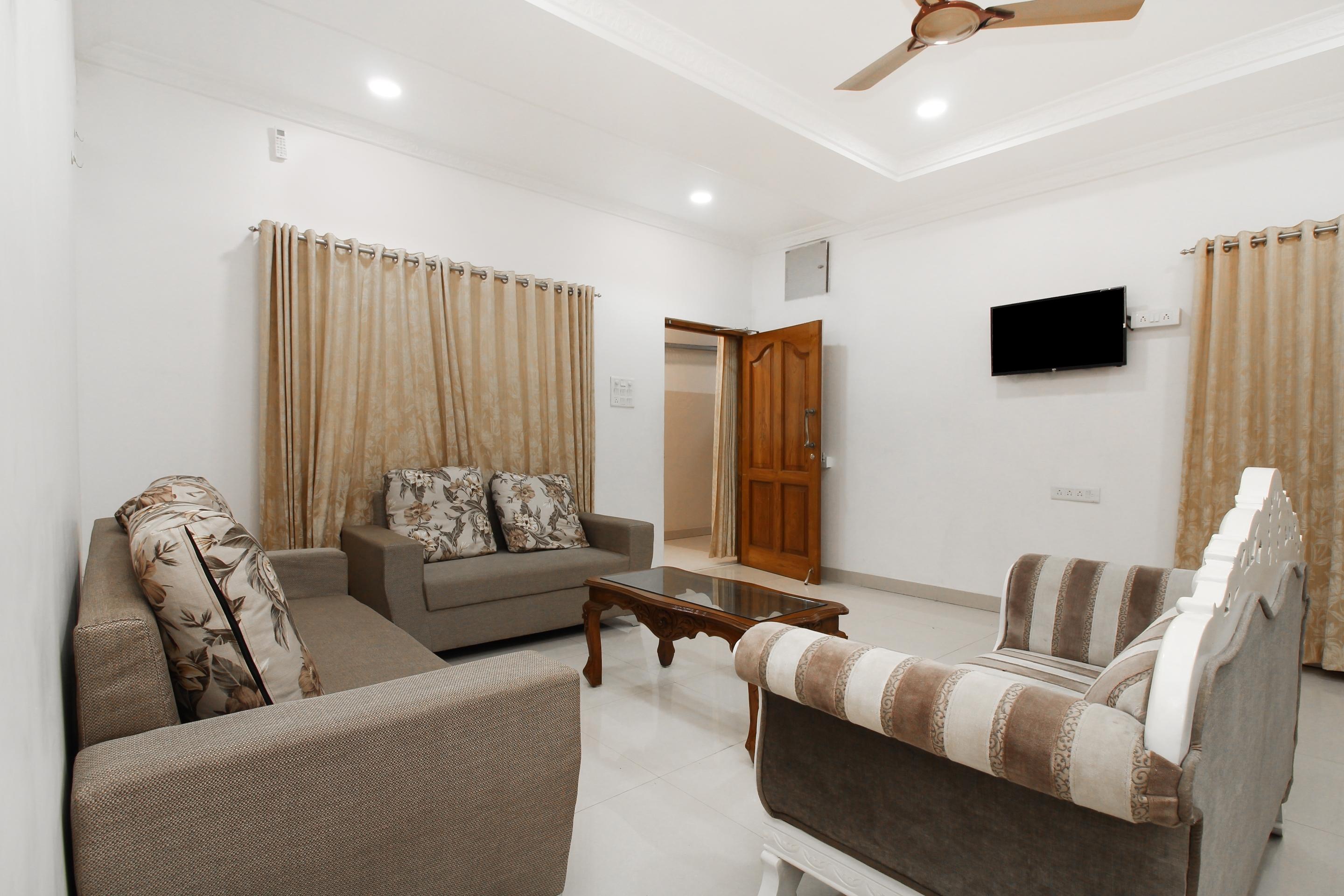 Oyo 37499 Saba Service Apartments Hyderabad Exteriör bild
